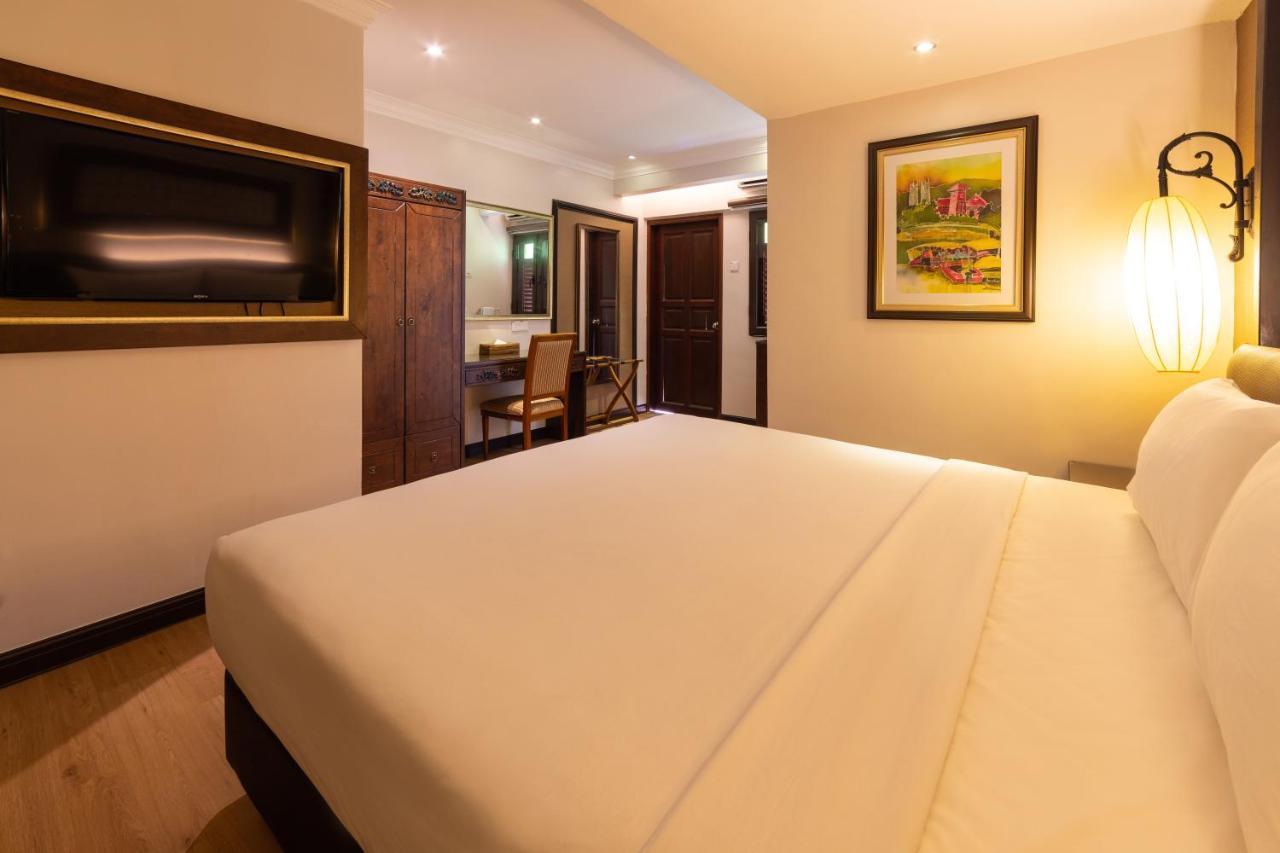 Hotel Puri Melaka Exteriör bild
