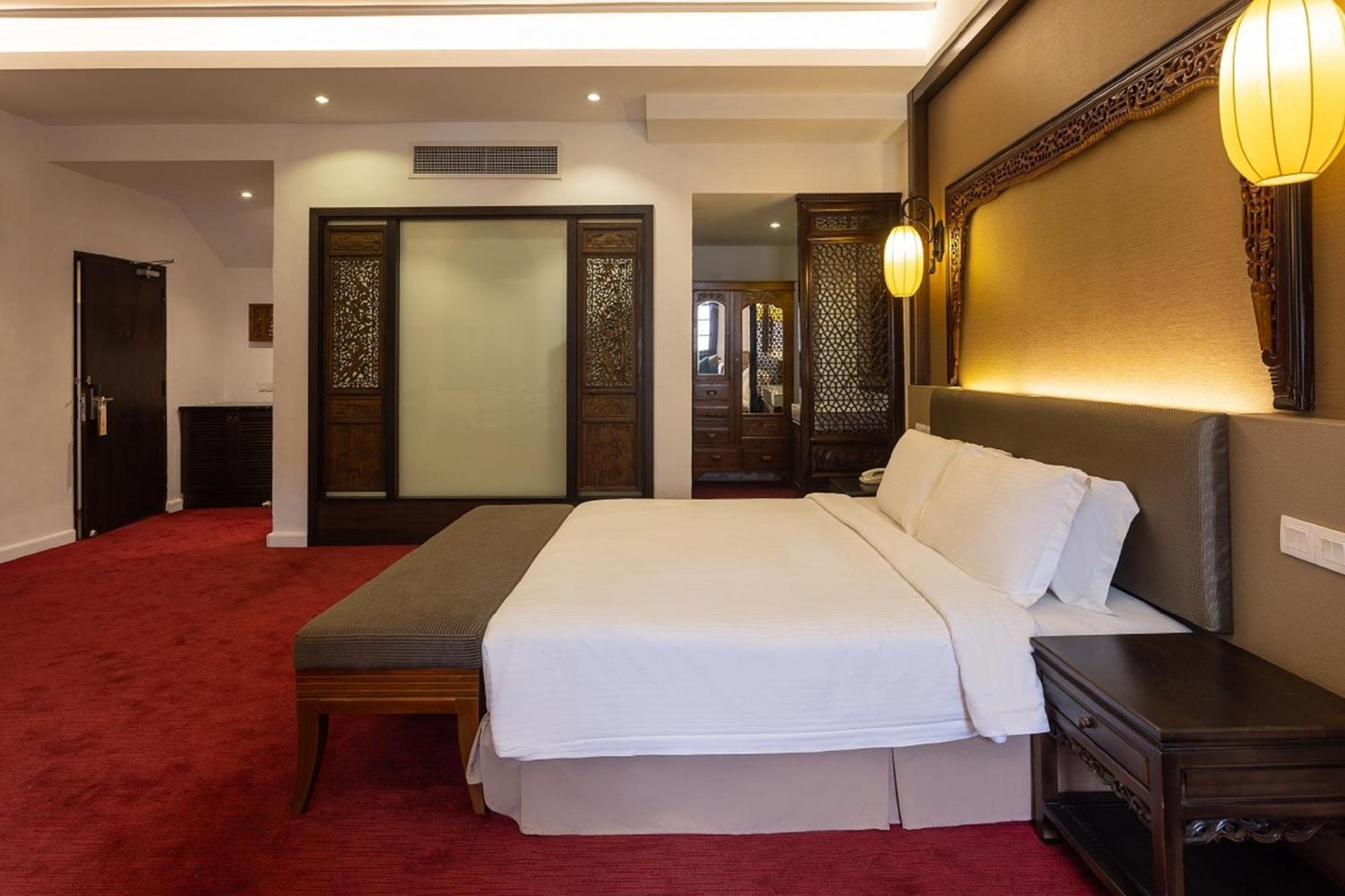 Hotel Puri Melaka Exteriör bild